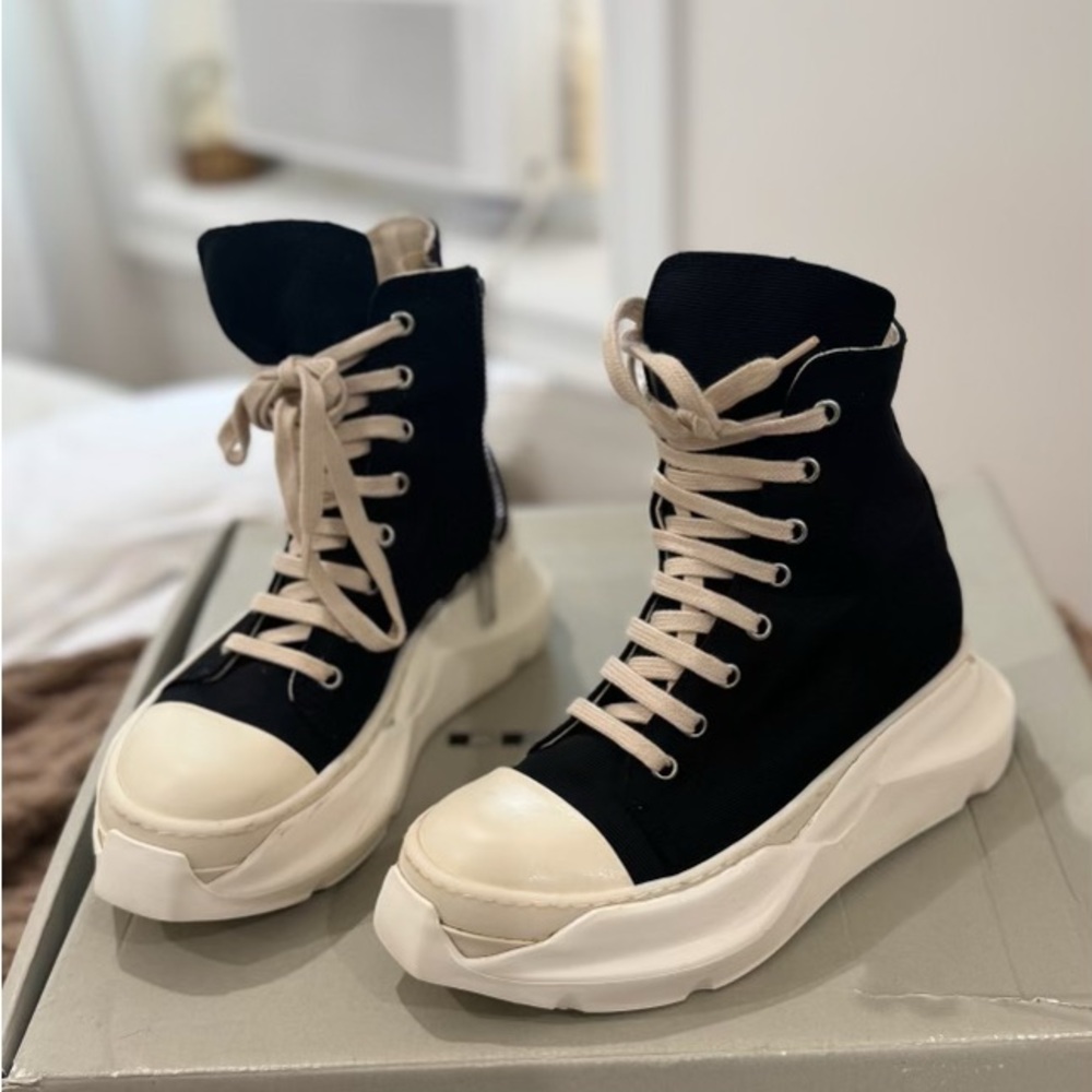 Rick owens 
Abstract High sneakers 
Size : 35